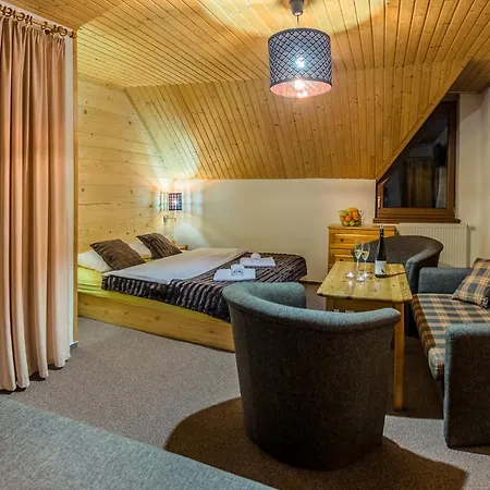 홈스테이 A Studia Flora 립토브스카실른니카