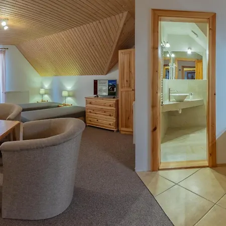 A Studia Flora * Liptovská Sielnica