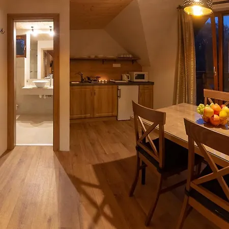 A Studia Flora 홈스테이 *